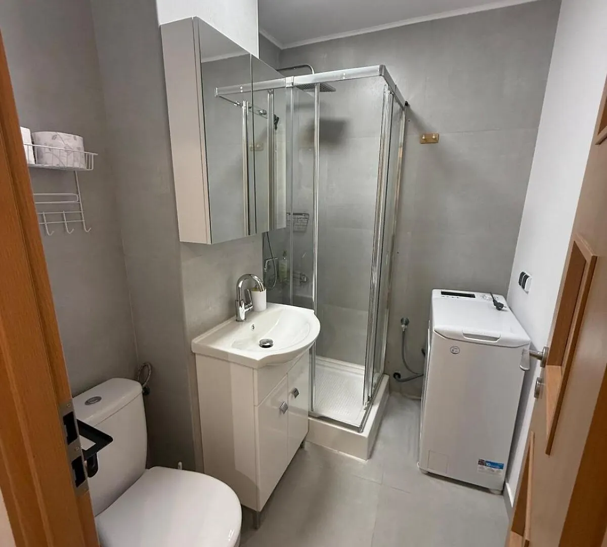 Apartment Peaceful & Cozy 2-Room Flat Bucharest Romania