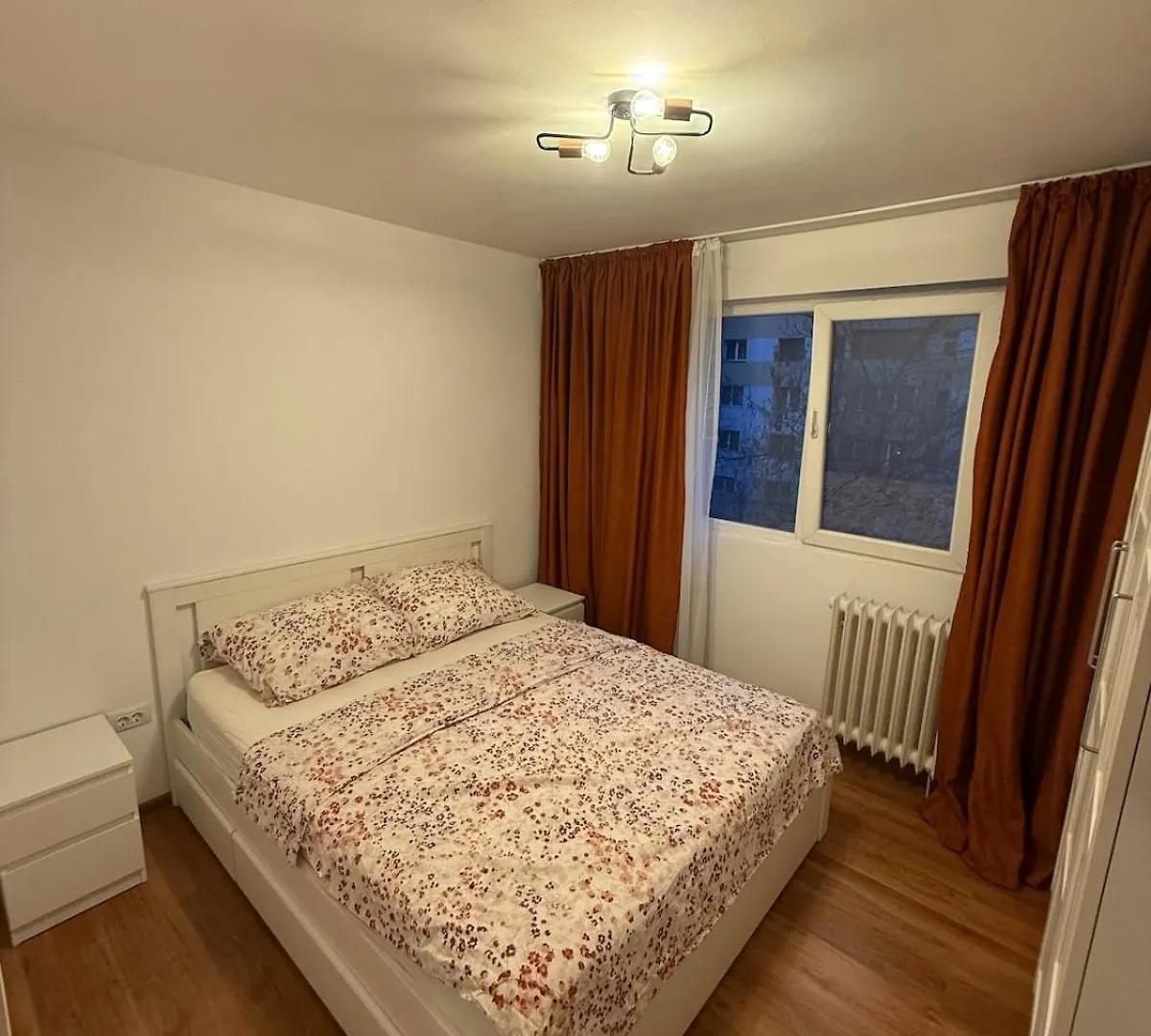 Apartment Peaceful & Cozy 2-Room Flat Bucharest